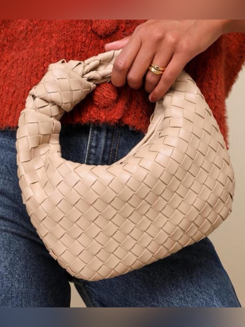 Cream / Beige woven leather handbag